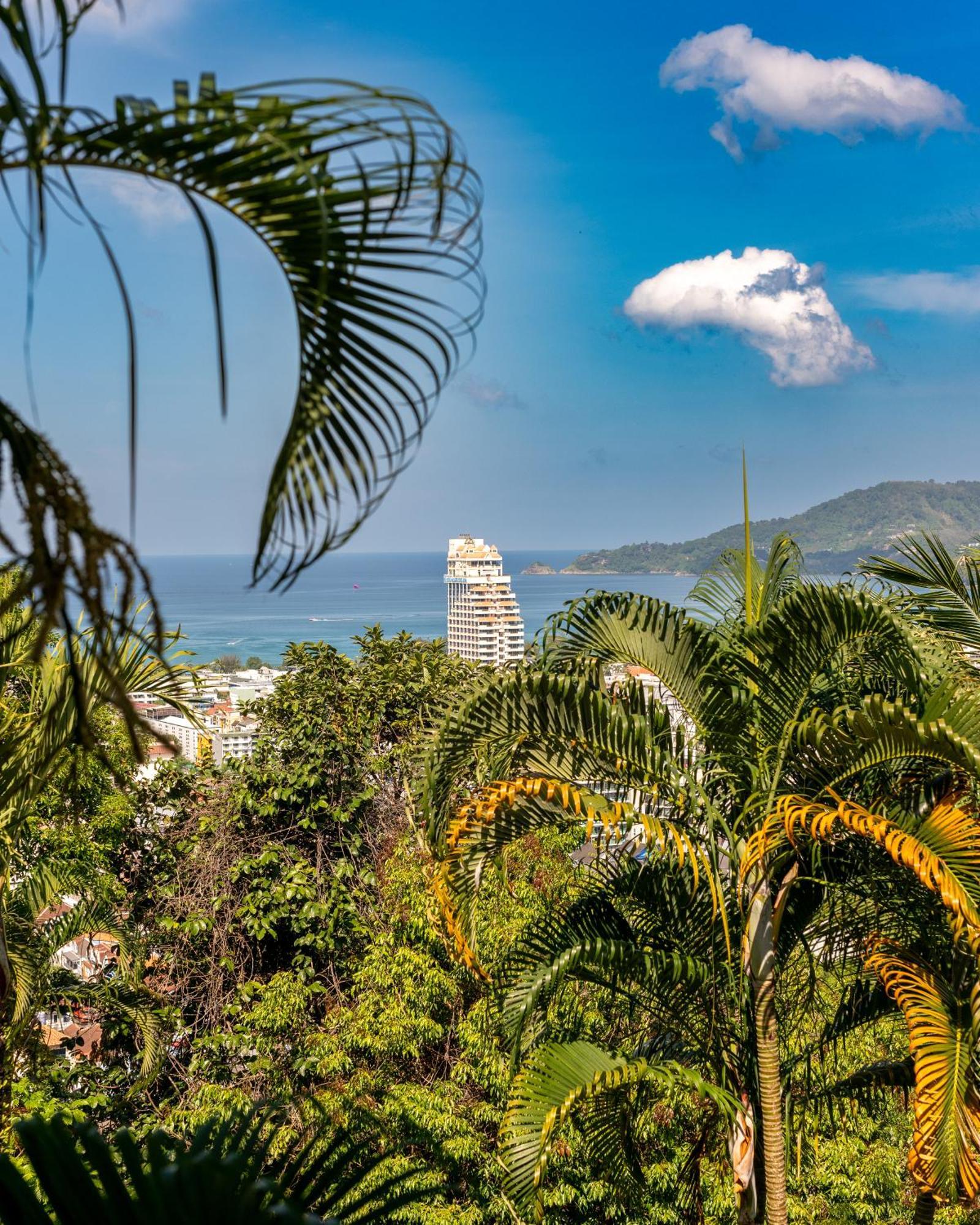 Baiyok Villa Seaview And Edge Pool Patong Exterior photo